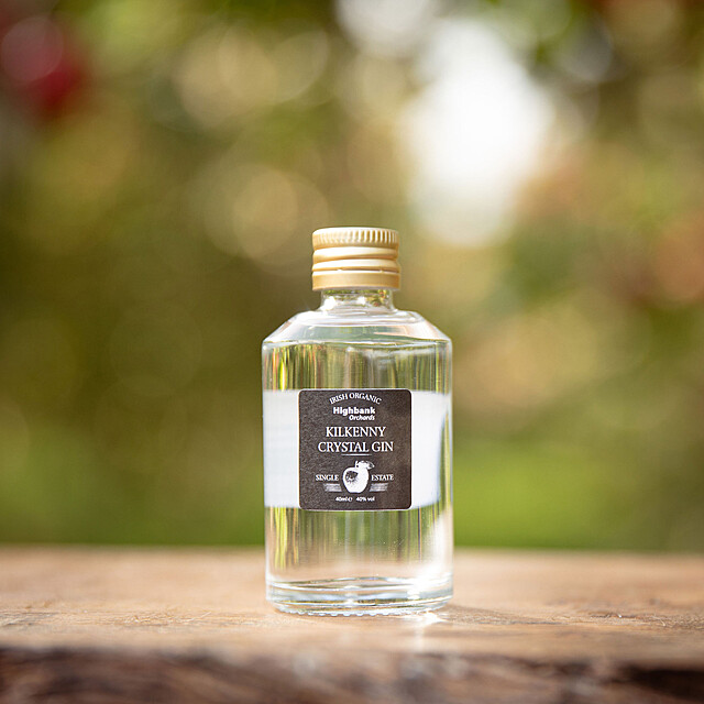 50ml miniature bottle of organic Kilkenny Crystal apple gin